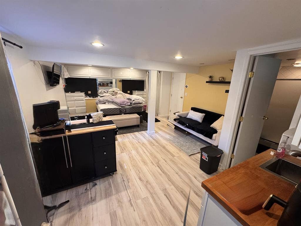Fully Furnished Studio