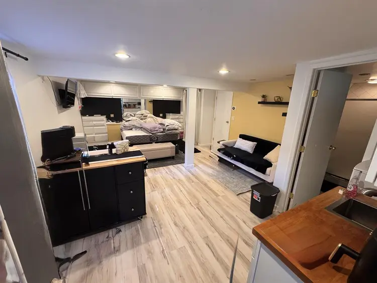 Fully Furnished Studio