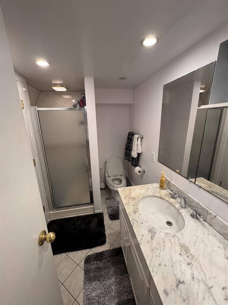 Fully Furnished Studio