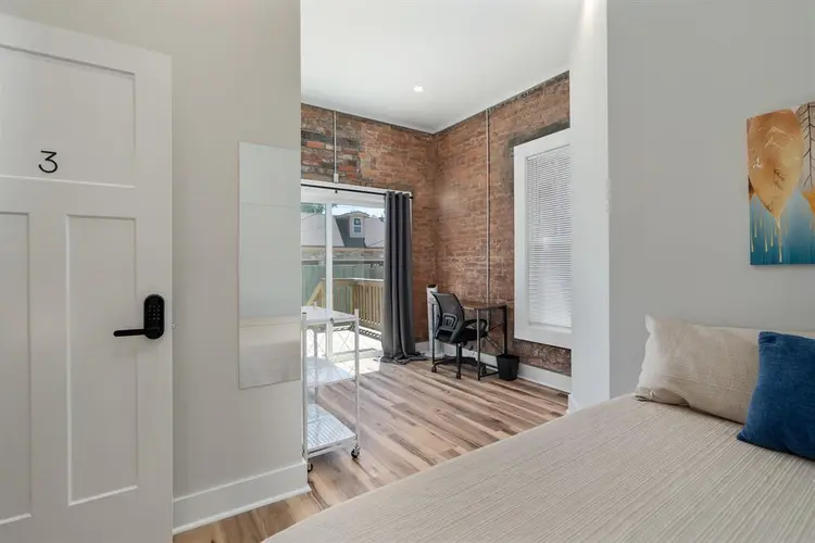 Private Entrance and Garage Space