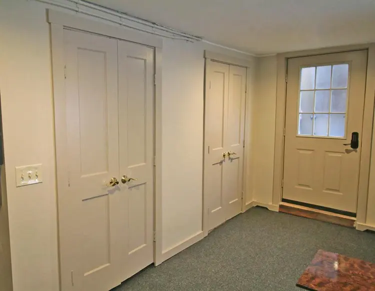 Furnished Studio | Center Conway