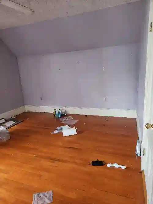 900$ a month, utilities included