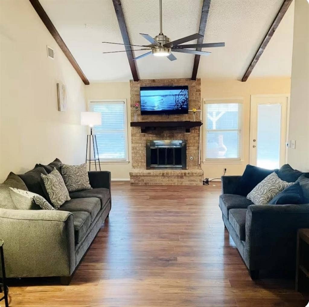 BIG room for rent!