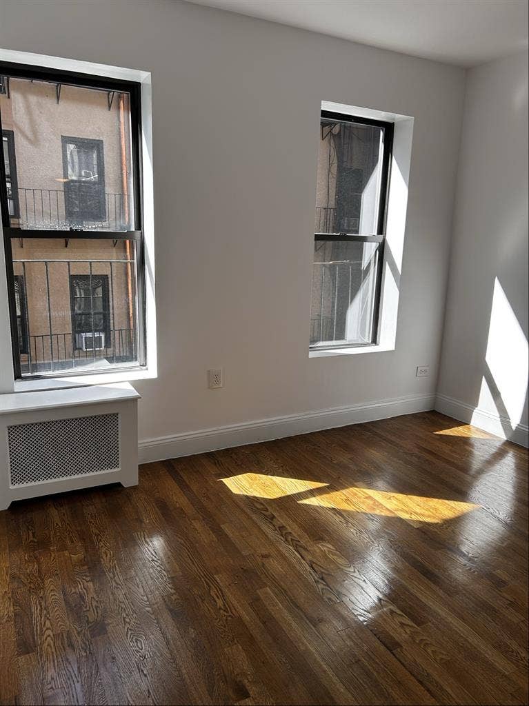 Sun-drenched 1bed 1bath Apartment