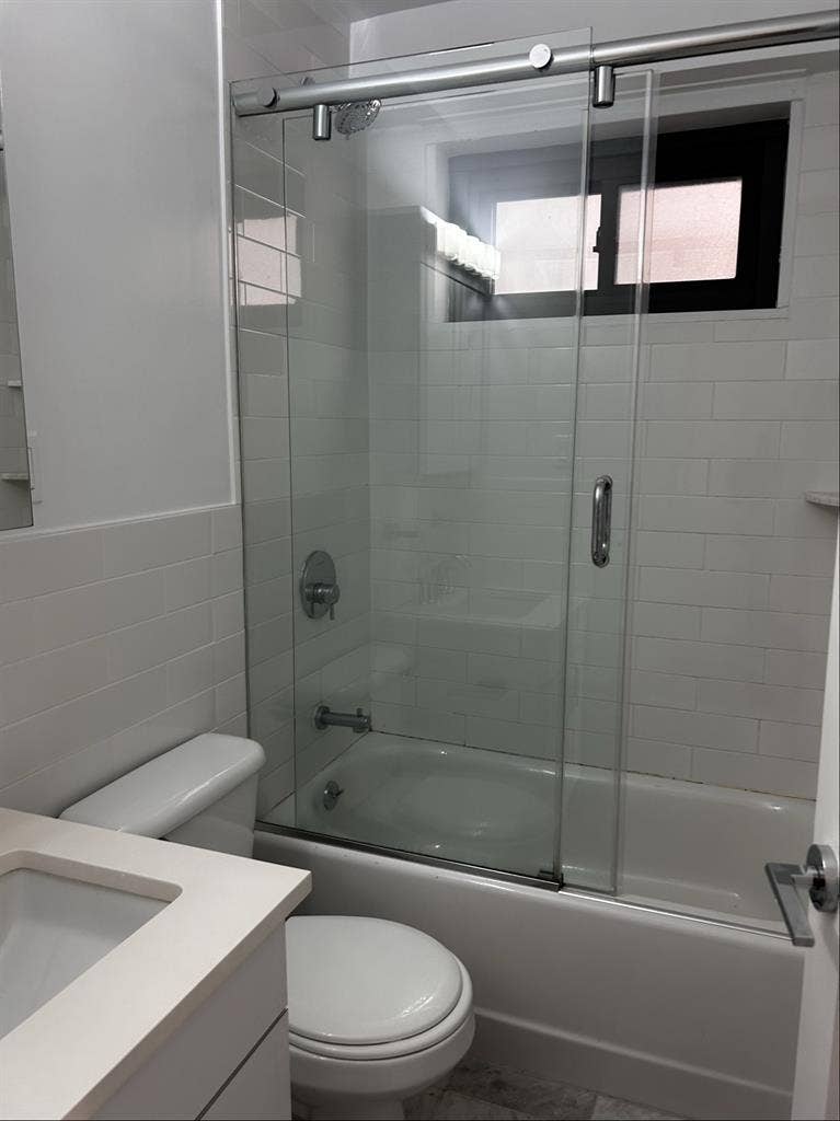 2bed 2 bathroom