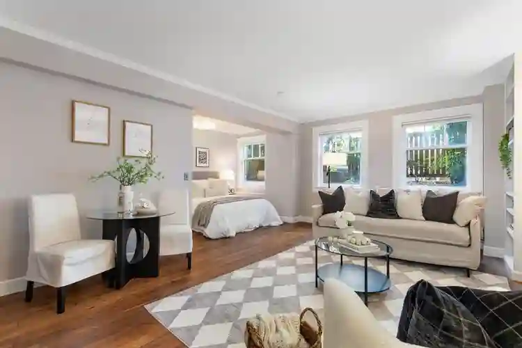 ELEGANT FIRST HILL STUDIO FOR RENT