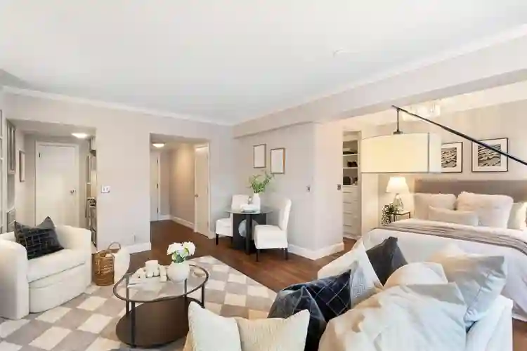 ELEGANT FIRST HILL STUDIO FOR RENT