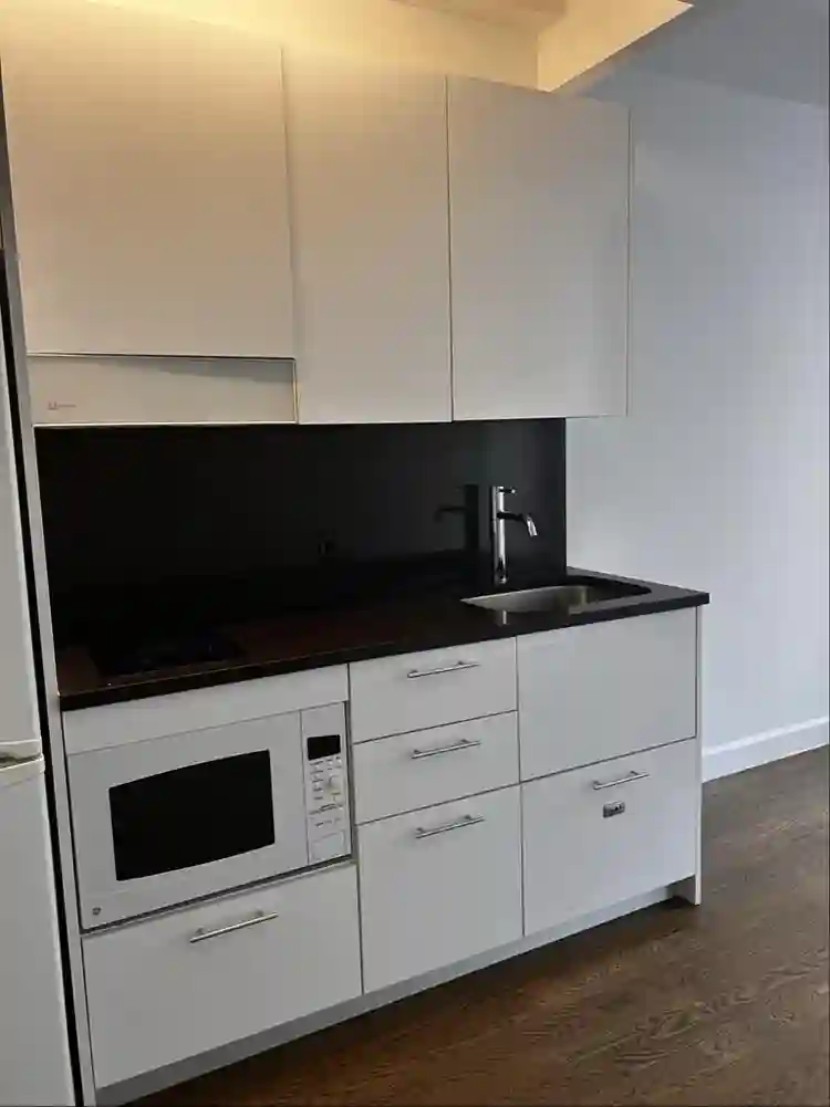 Studio with tons of amenities