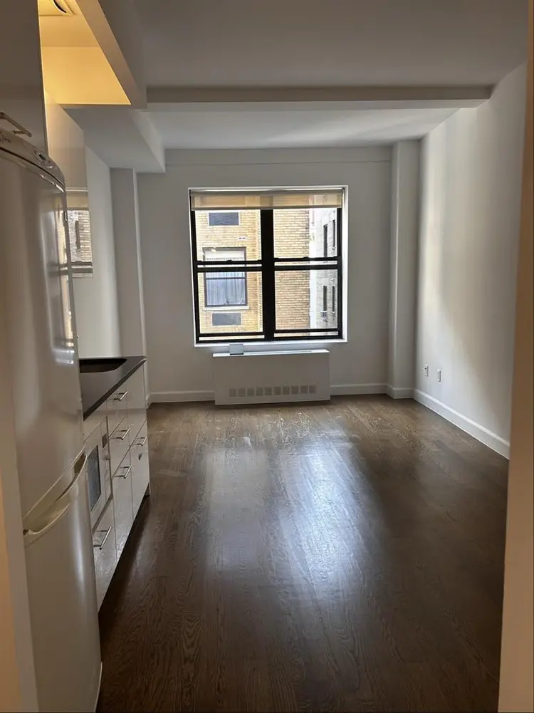 Studio with tons of amenities