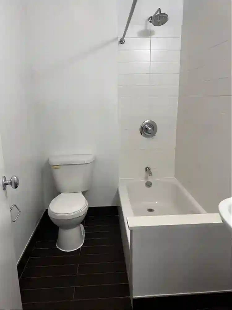 Studio with tons of amenities