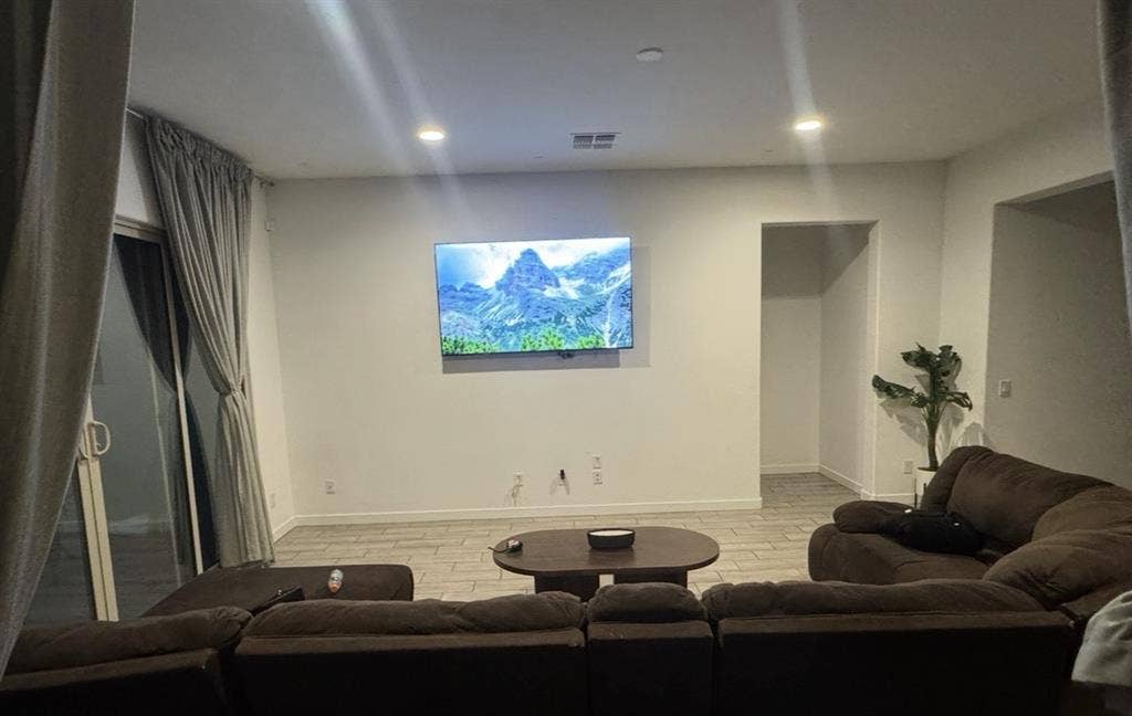 looking for roomate