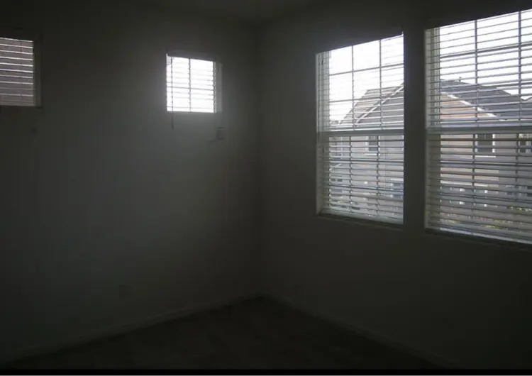 Room for Rent-Cleaning Included