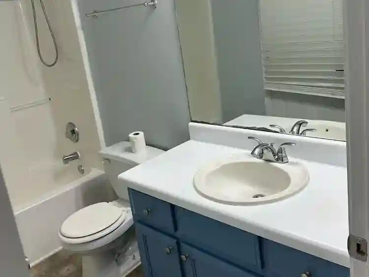 4 BR in Grayson
