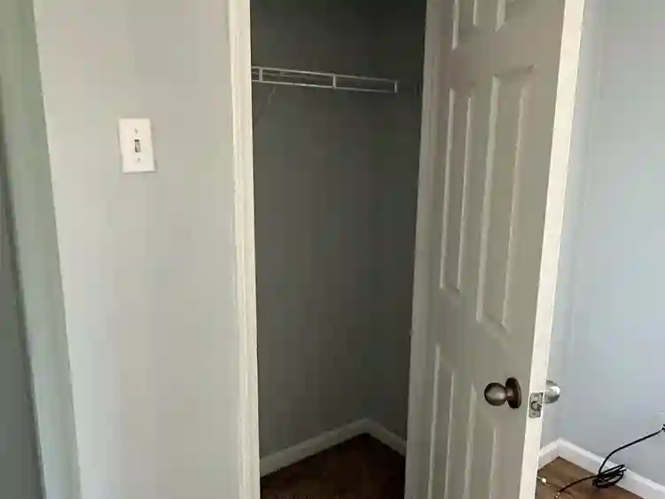 4 BR in Grayson