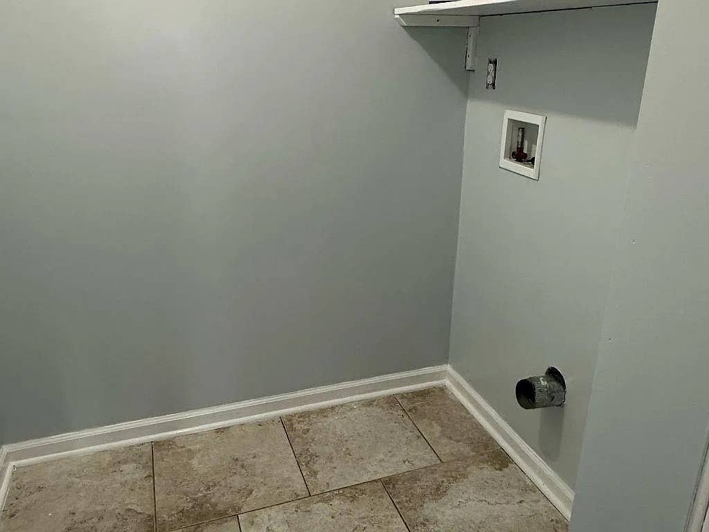 4 BR in Grayson