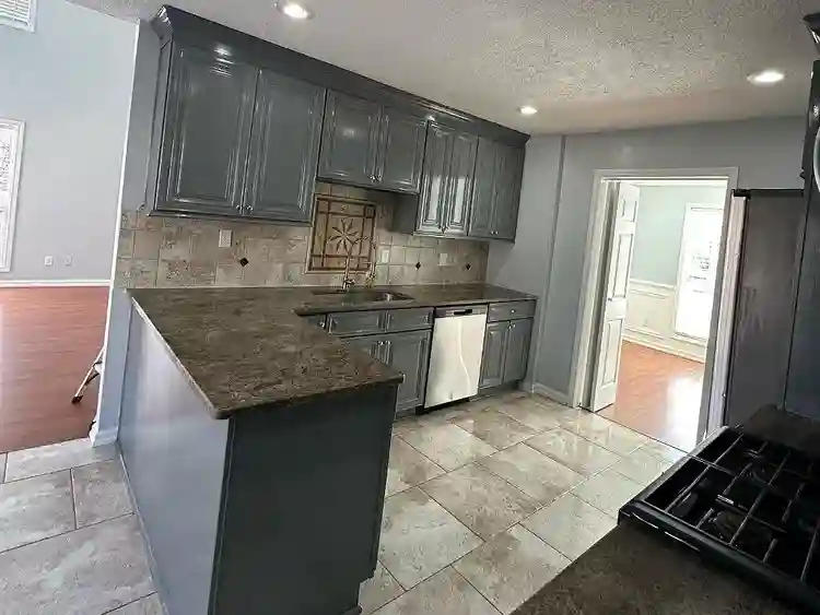 4 BR in Grayson