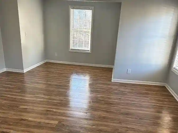 4 BR in Grayson