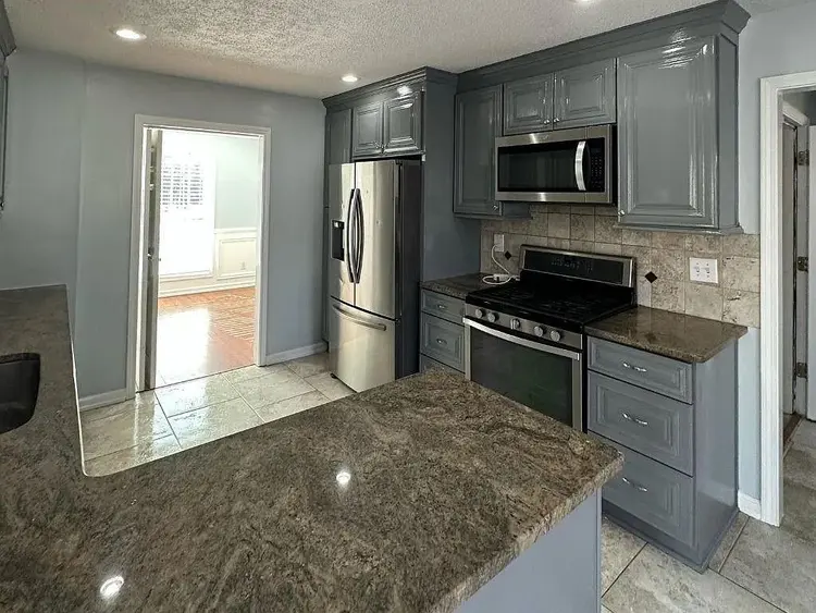 4 BR in Grayson