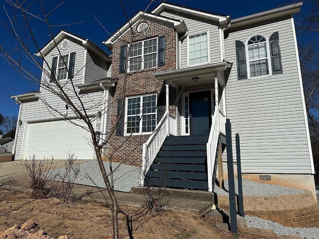 4 BR in Grayson