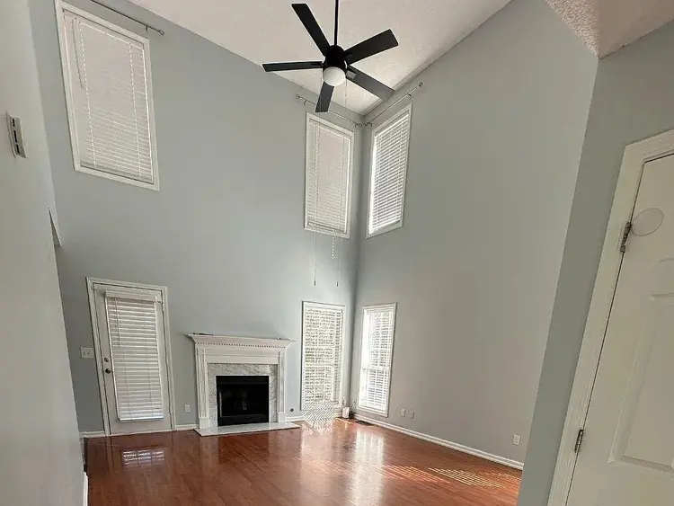 4 BR in Grayson
