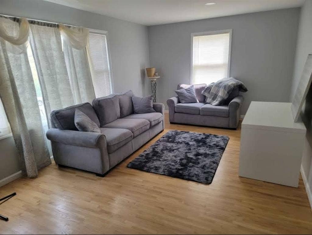 Master Room w/ Private Ba