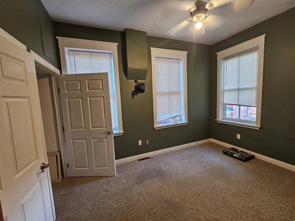 Single bedroom
