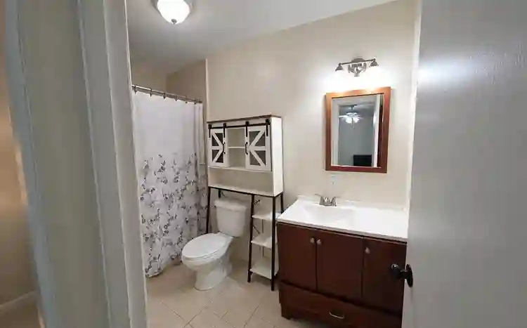Available N0v1/room privada/private