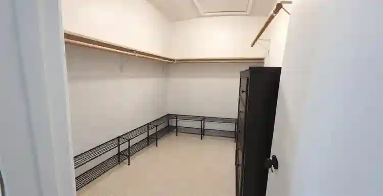 Available N0v1/room privada/private
