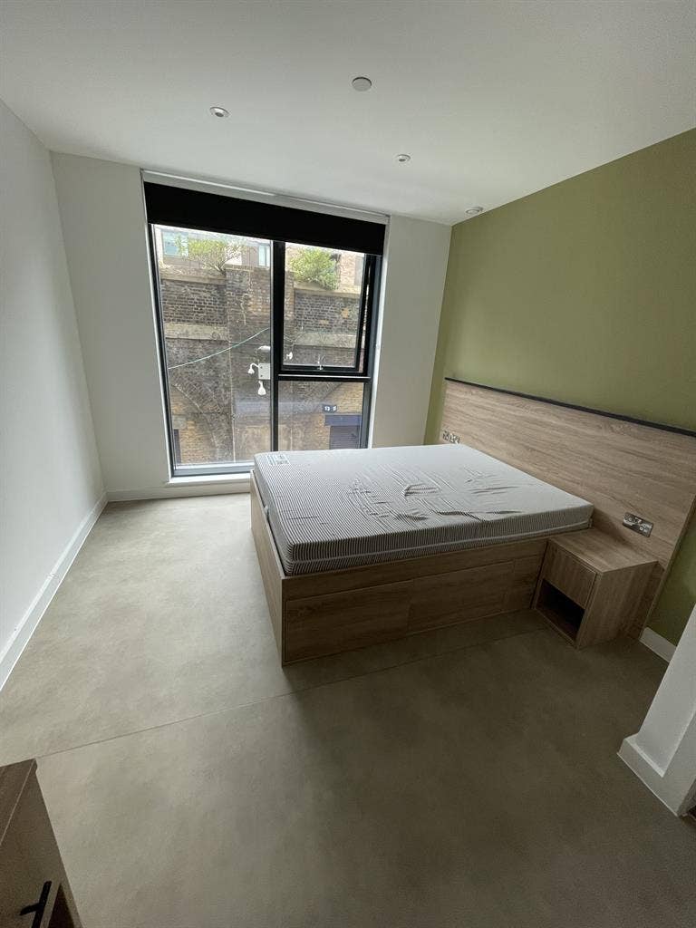 Looking for tenancy transfer.