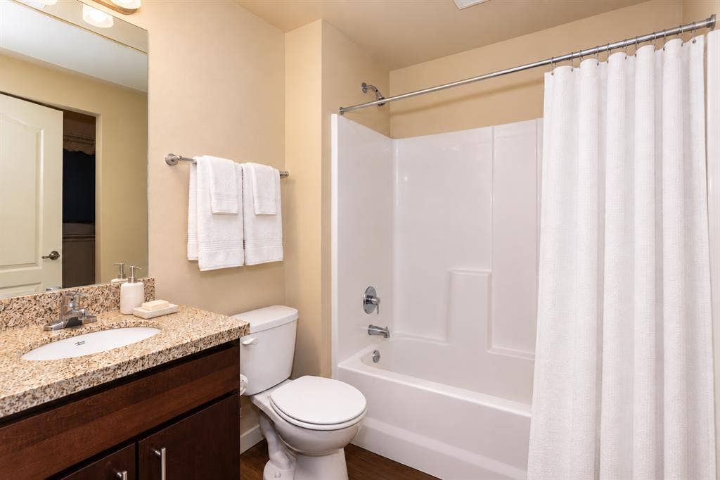 3 Bed / 3 Bath, Furnished Optional