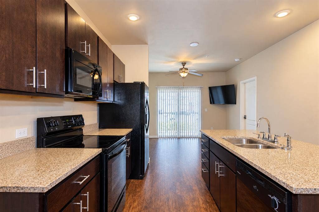 3 Bed / 3 Bath, Furnished Optional