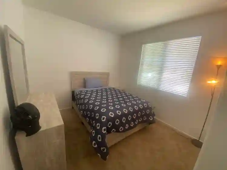 Room for rent in a shared housee