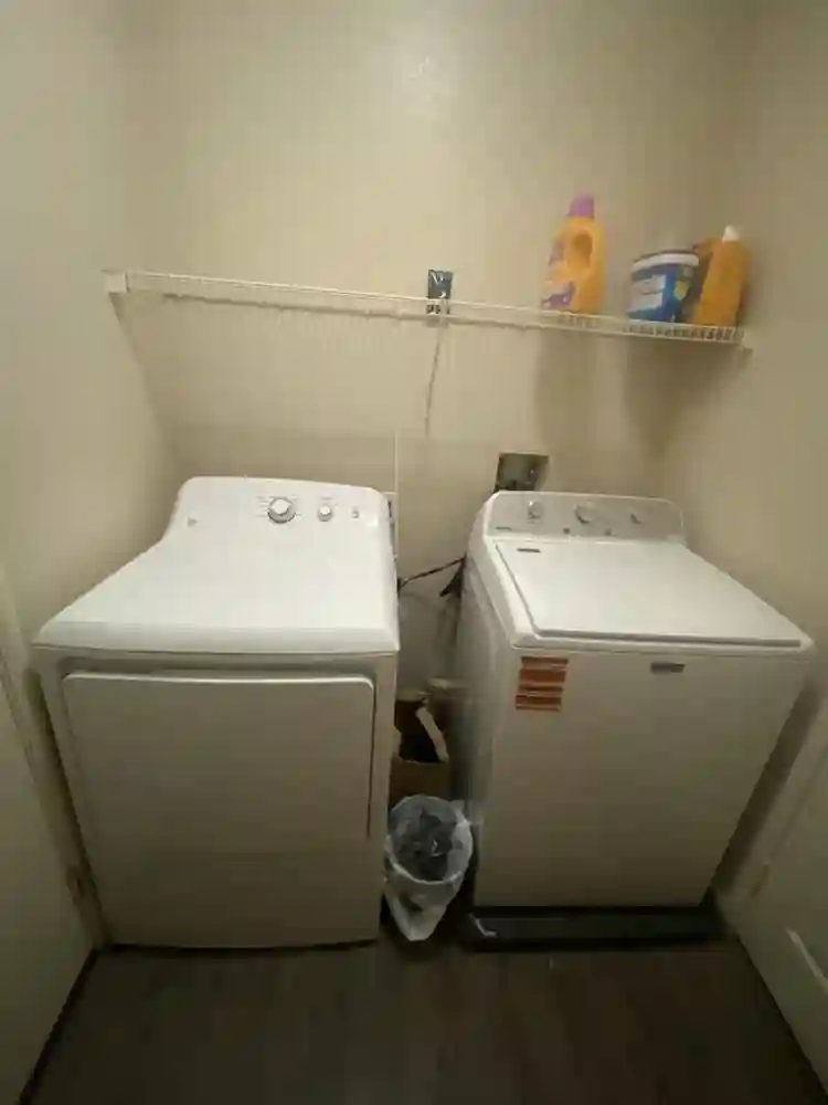 Room for rent in a shared housee