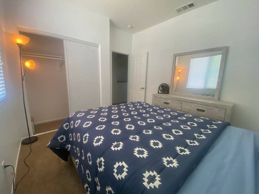 Room for rent in a shared housee