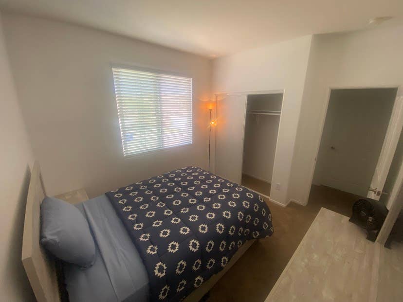 Room for rent in a shared housee