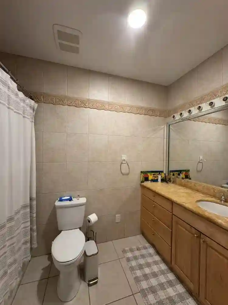 Room fully furnished