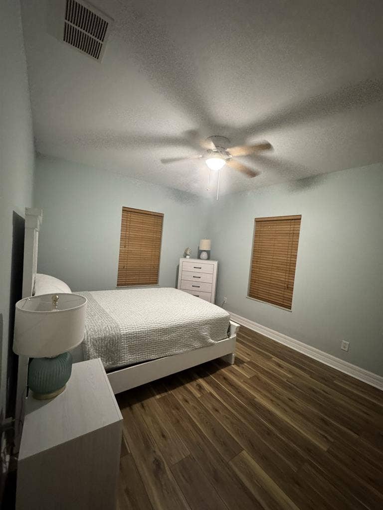 Room fully furnished