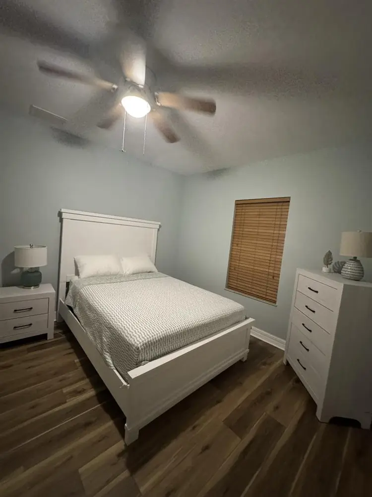 Room fully furnished