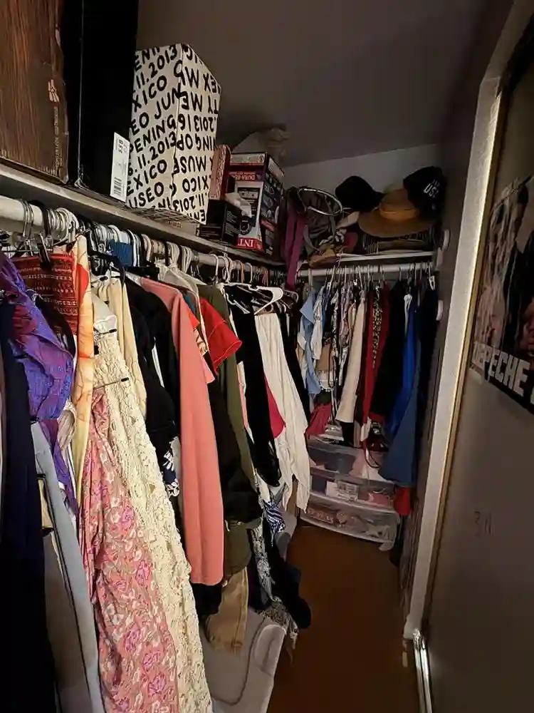 Room Available Nov 1 in Hollywood