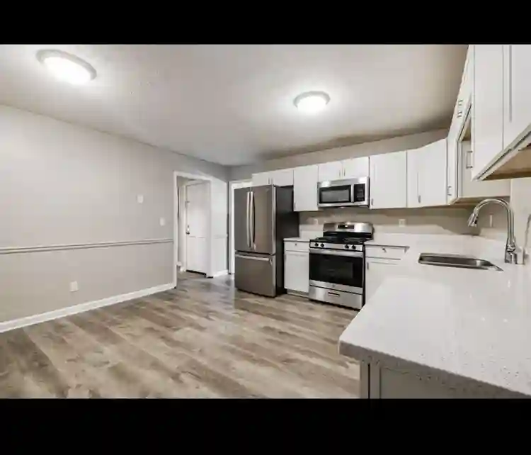 Snellville room in large home