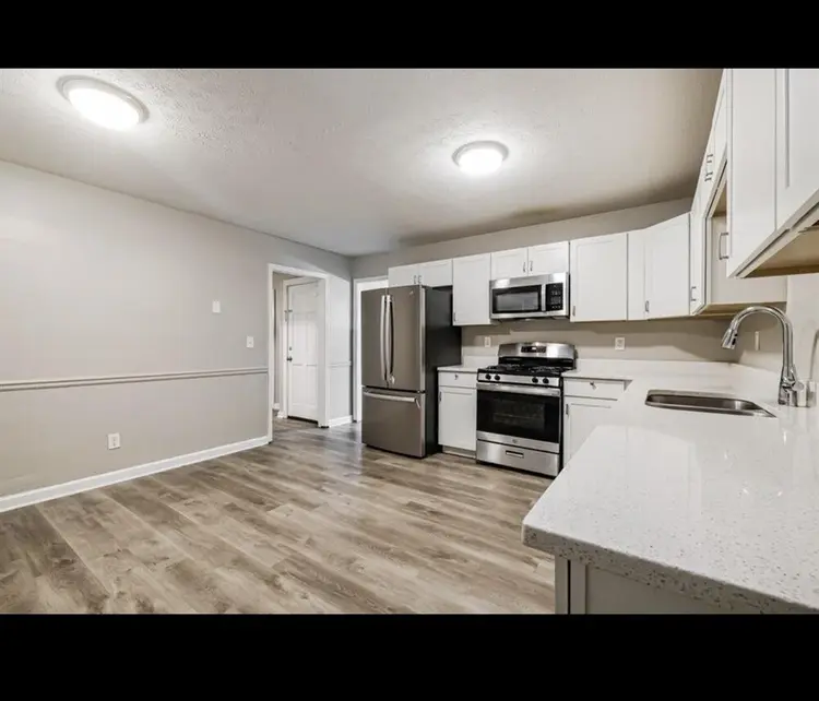 Snellville room in large home