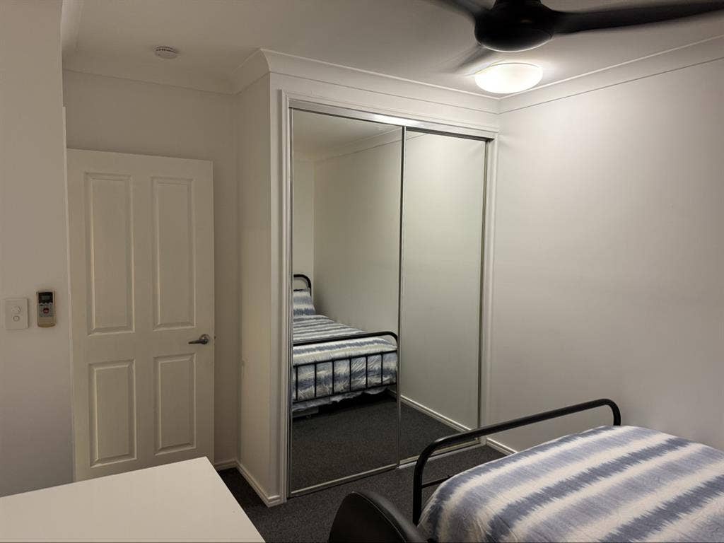 Room for rent in Cairns