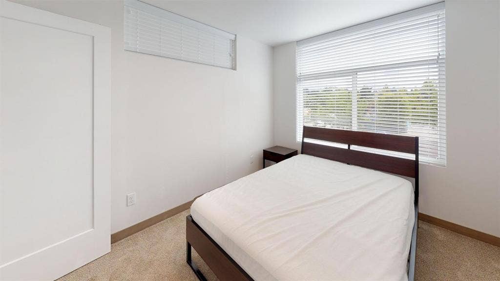 1 BR in Seattle