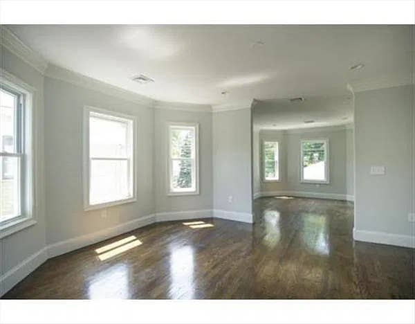 2BR 2BA Jamaica Plain OCT FREE