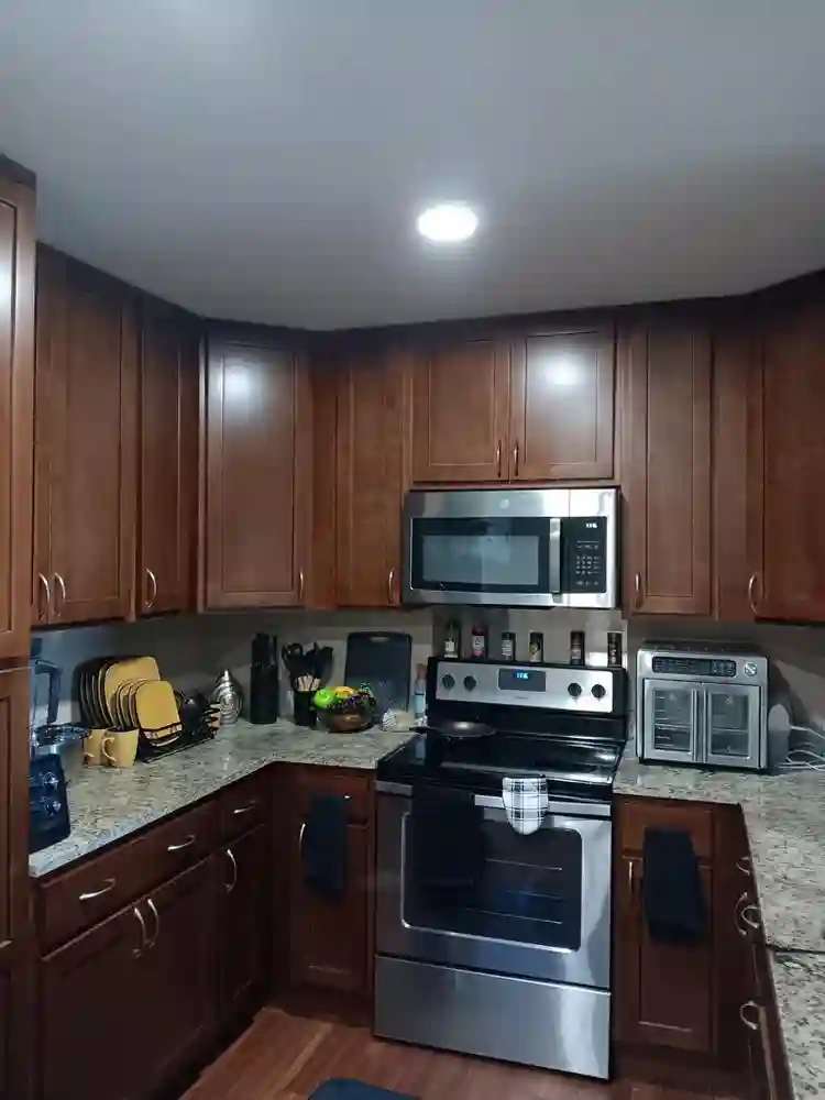 Temporary live in assistant no rent