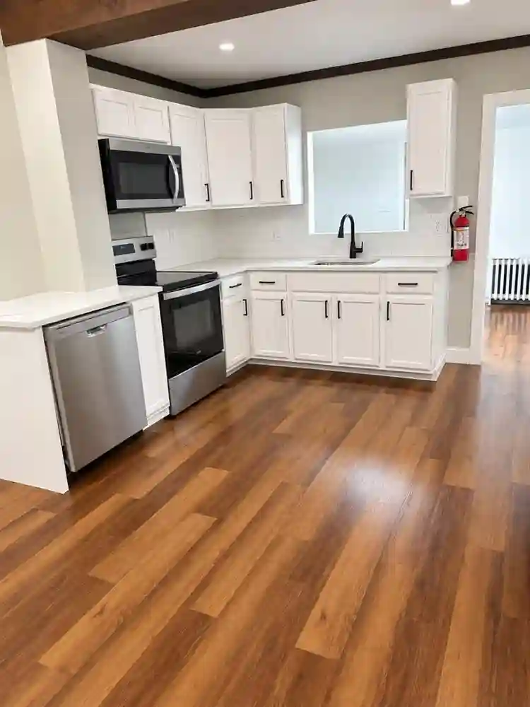 Room for Rent in Spacious 2BR/2BA