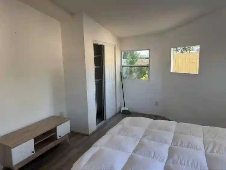 Gorgeous room for rent