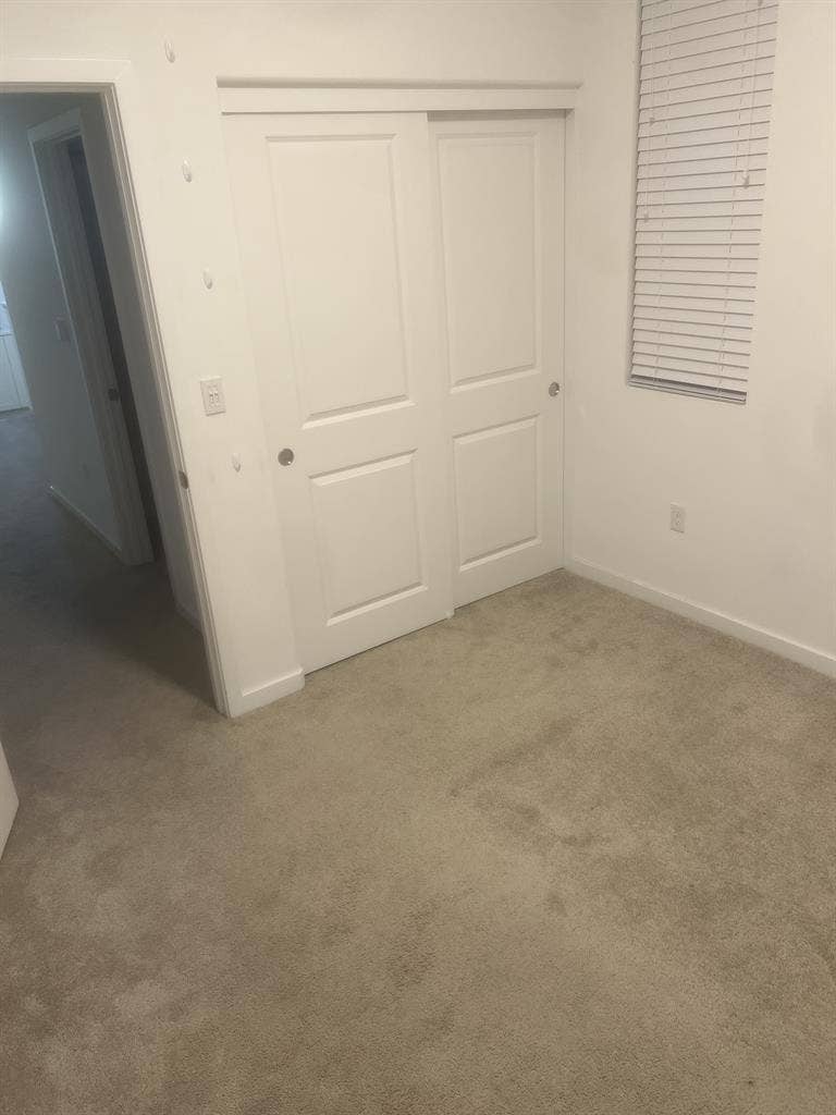 Room available to rent in Ontario