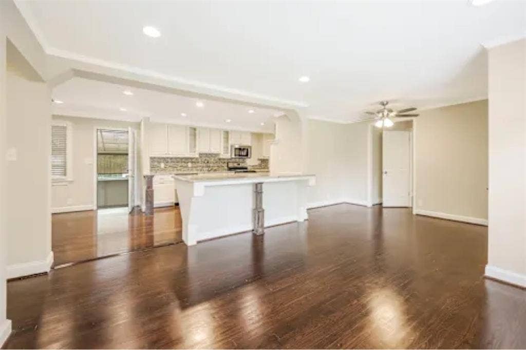 Available 3Bed home move in ready
