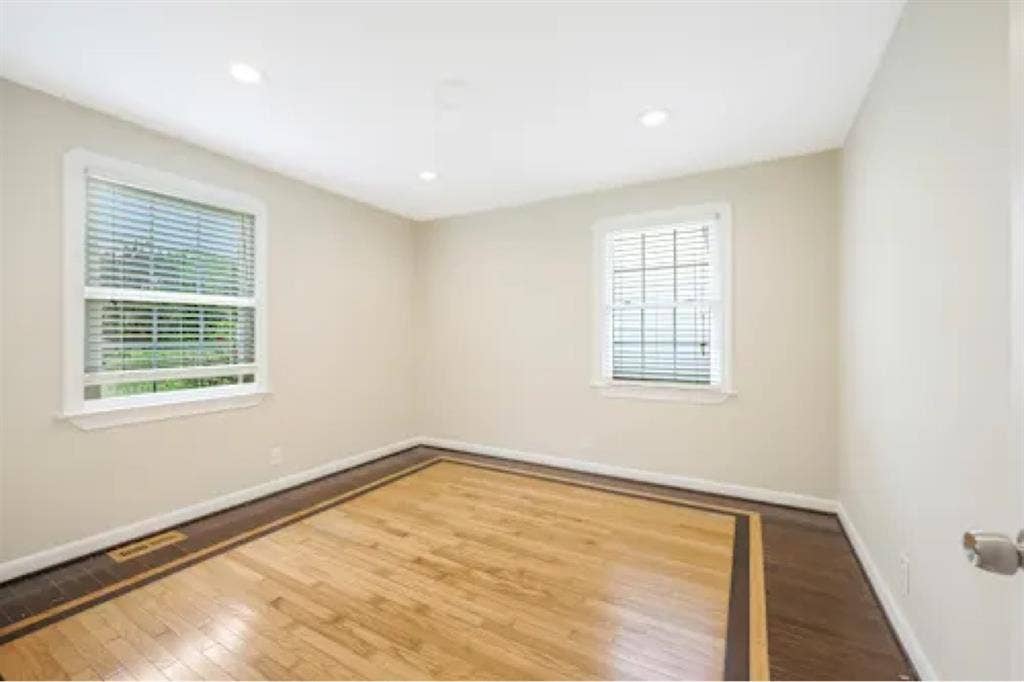 Available 3Bed home move in ready